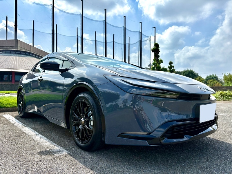 トヨタ プリウス Z(CVT_2.0_プラグインハイブリッド)