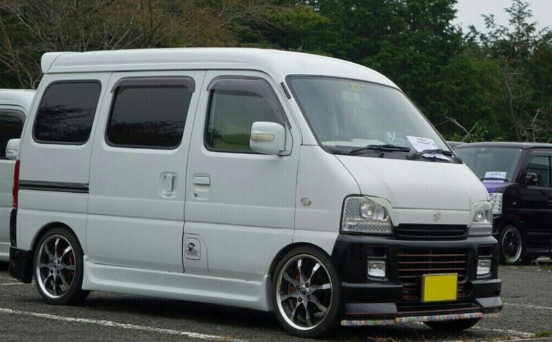 スズキ エブリイワゴン JOYPOPターボ_4WD(AT)