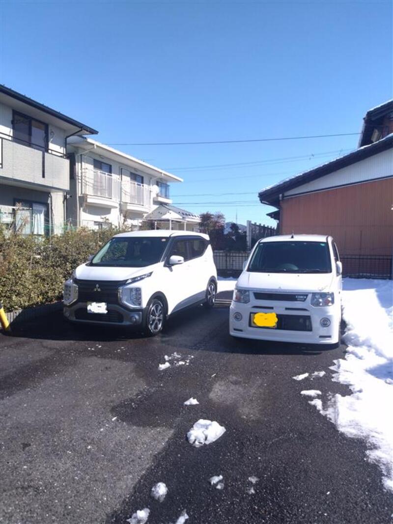 三菱 eKクロス T プレミアム(CVT_0.66)