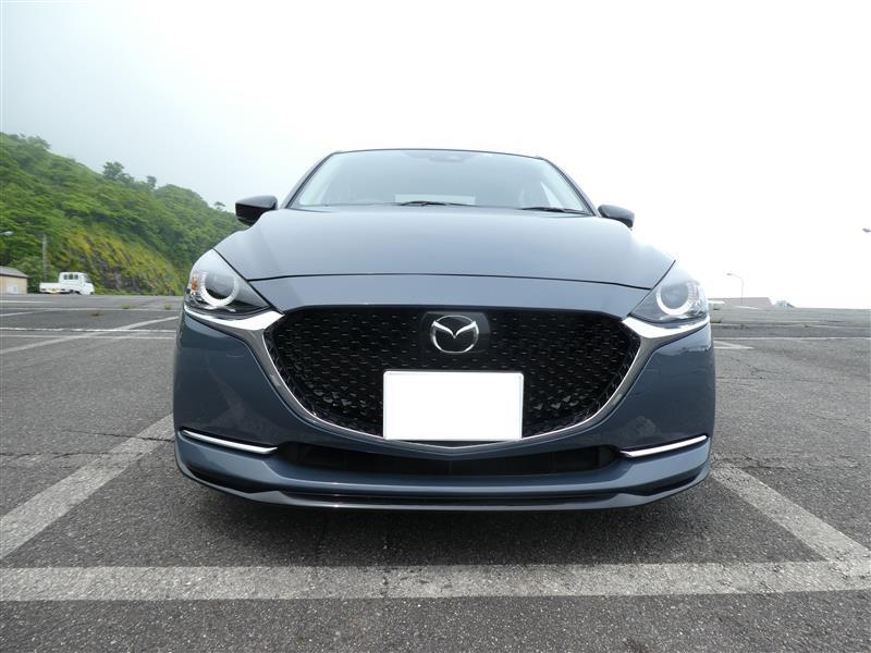 マツダ MAZDA2