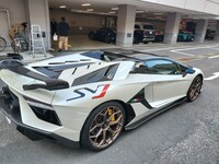 ランボルギーニ アヴェンタドール ロードスター SVJ ロードスター_LHD_4WD(ISR_6.5)
