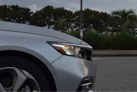 ホンダ アコードハイブリッド EX(CVT_2.0_ハイブリッド)