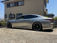 レクサス LS 500“Fスポーツ”_AWD(AT_3.5)