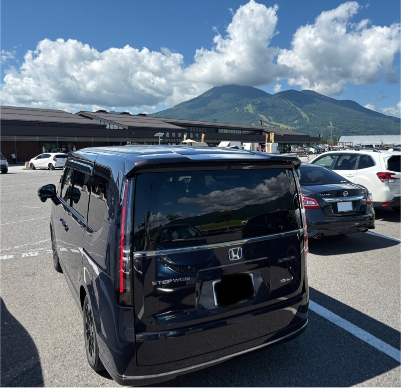 ホンダ ステップワゴンスパーダ e:HEV スパーダ_7人乗り (CVT_2.0)