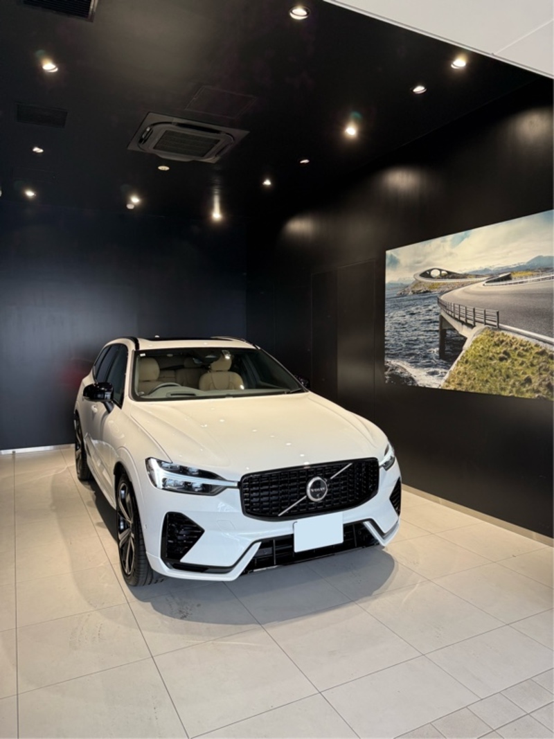 ボルボ XC60 プラグインハイブリッド ウルトラ T6 AWD プラグインハイブリッド_RHD_AWD(AT_2.0)