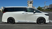 トヨタ アルファード Z(CVT_2.5_ガソリン)