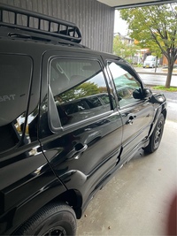 マツダ トリビュート フィールドブレイク_4WD(AT_2.3)