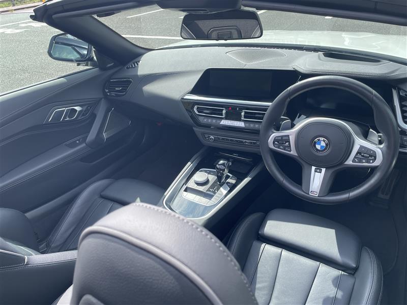 BMW Z4 ロードスター sドライブ 20i Mスポーツ_RHD(AT_2.0)