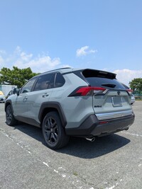 トヨタ RAV4 アドベンチャー_4WD(CVT_2.0)