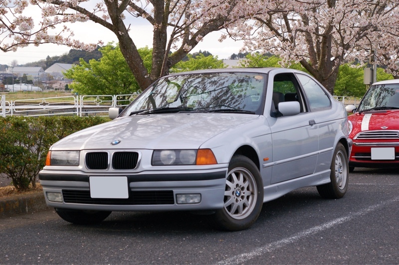 BMW 3シリーズ ハッチバック 318ti_セレクション_RHD(AT)