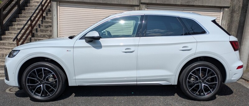 アウディ Q5 Q5 40 TDI クワトロ Sライン_RHD_4WD(Sトロニック_2.0)