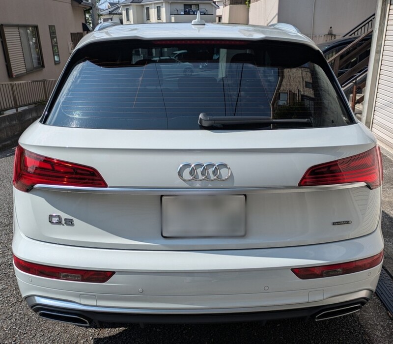 アウディ Q5 Q5 40 TDI クワトロ Sライン_RHD_4WD(Sトロニック_2.0)