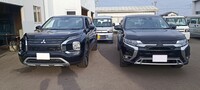 三菱 アウトランダーPHEV G_7人乗り_4WD(2.4)