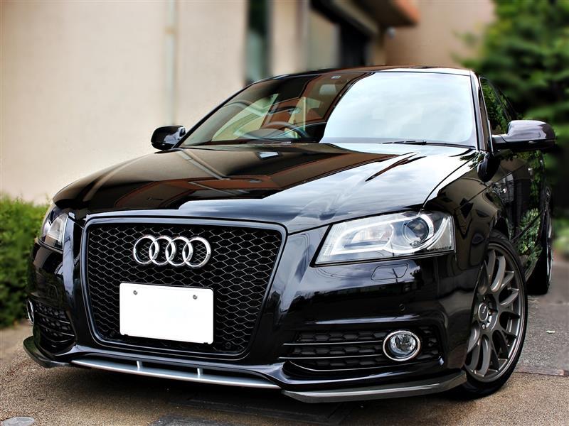 アウディ A3スポーツバック スポーツバック 1.4 TFSI Sライン_RHD(AT_1.4)