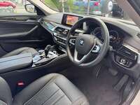 BMW 5シリーズ セダン 523d ラグジュアリー_RHD(AT_2.0)