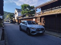 メルセデス・ベンツ GLAクラス GLA200d 4マチック_RHD_4WD(DCT_2.0)