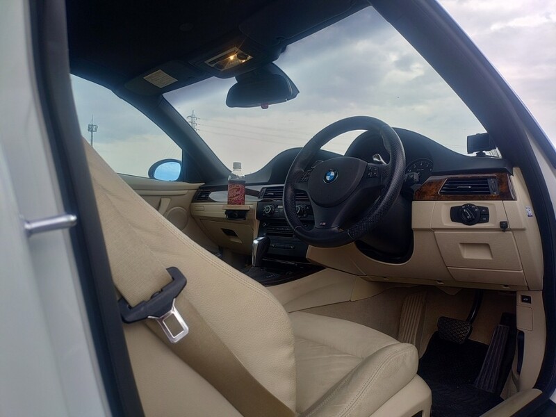 BMW 3シリーズカブリオレ 335i カブリオレ_LHD(AT_3.0)