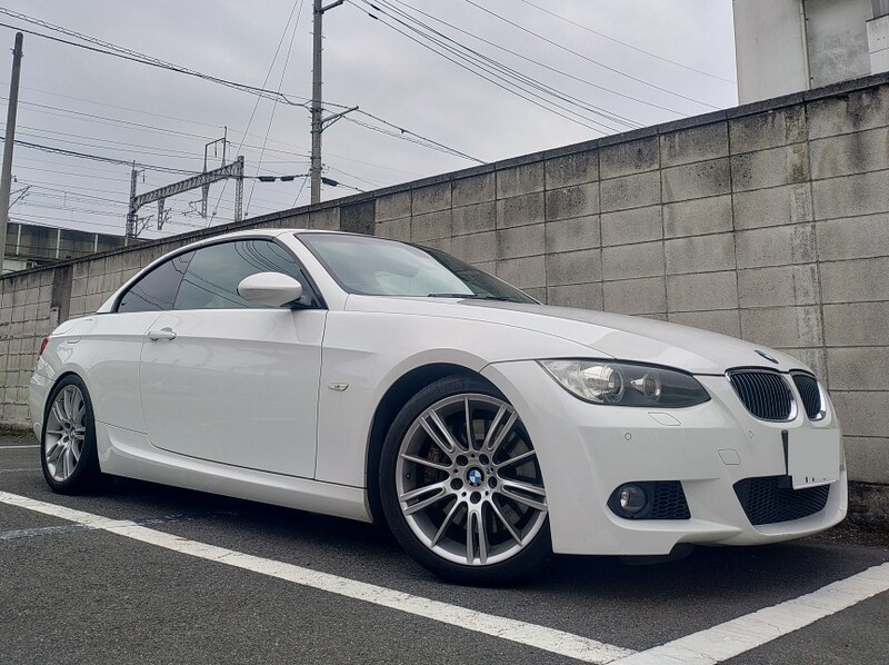 BMW 3シリーズカブリオレ 335i カブリオレ_LHD(AT_3.0)