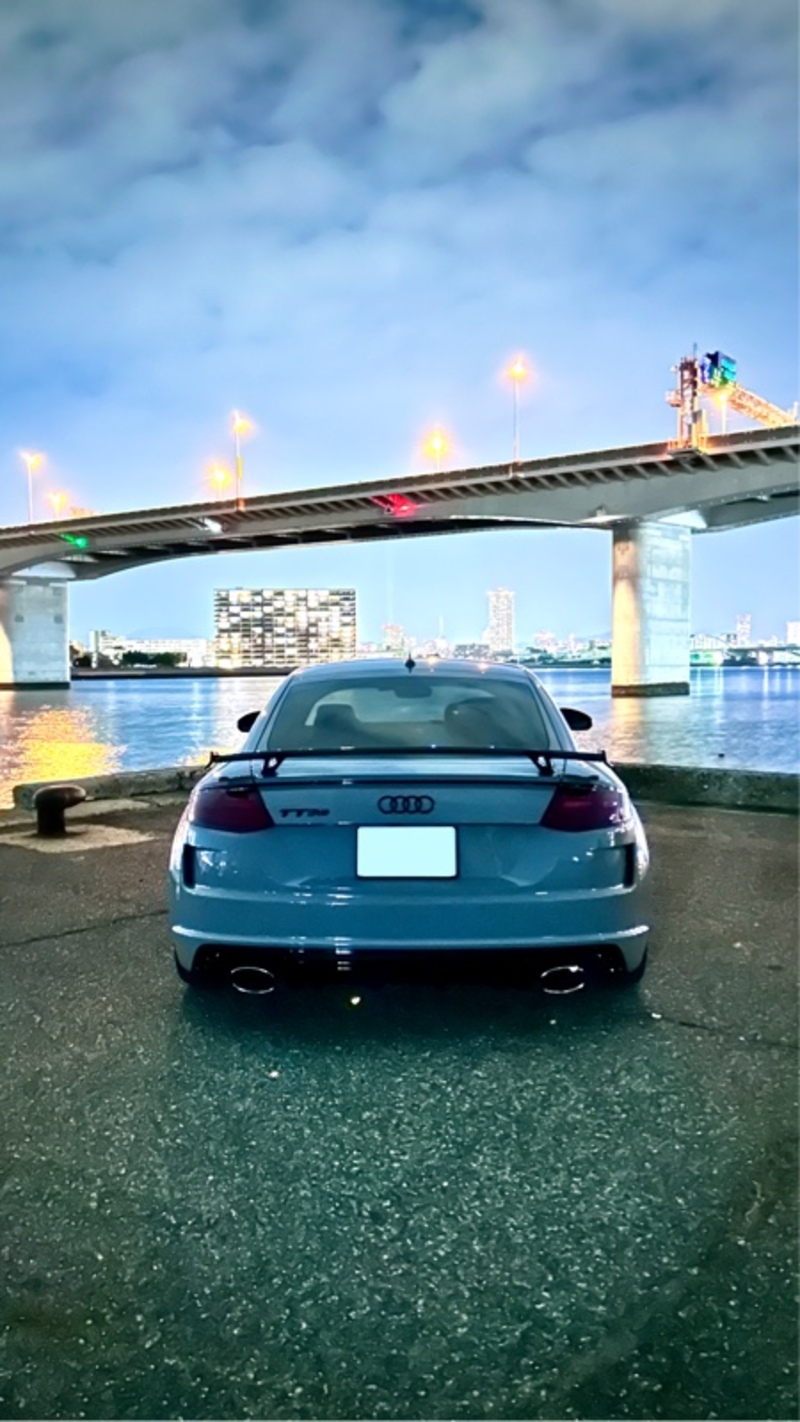 アウディ TT RS TT RS クーペ RS 25イヤーズ_RHD_4WD(AT_2.5)