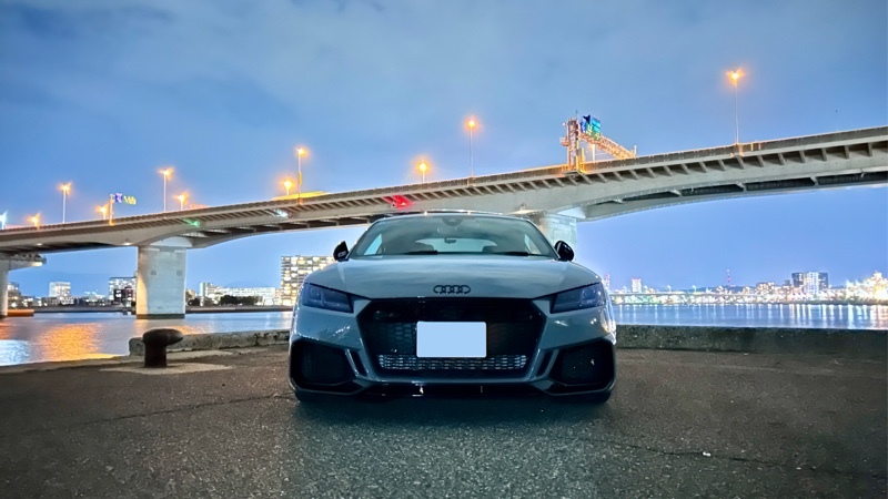 アウディ TT RS TT RS クーペ RS 25イヤーズ_RHD_4WD(AT_2.5)