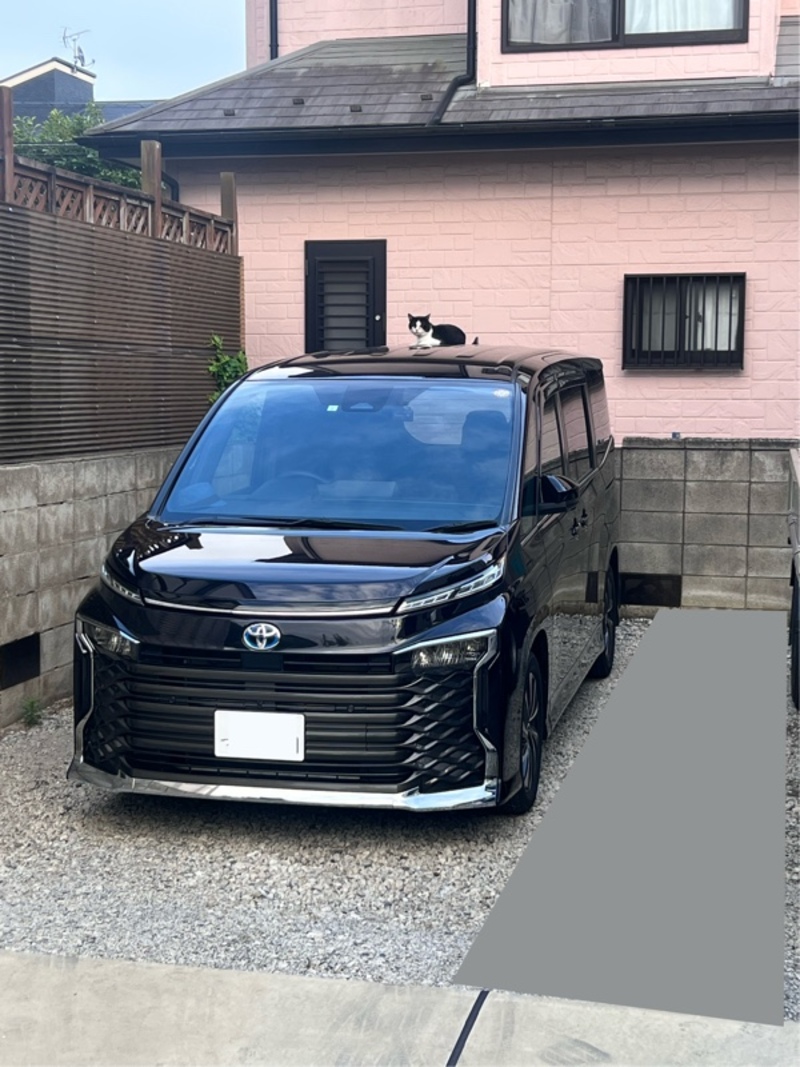 トヨタ ヴォクシー ハイブリッド S-Z_7人乗り(CVT_1.8_ハイブリッド)