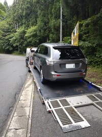 三菱 アウトランダーPHEV G プレミアムパッケージ_4WD(2.0)