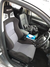 三菱 アウトランダーPHEV G プレミアムパッケージ_4WD(2.0)