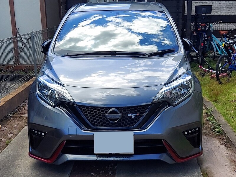 日産 ノート ニスモ S(MT_1.6)