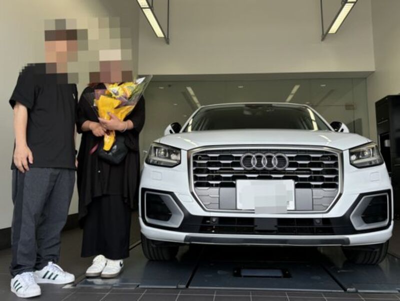 アウディ Q2 1.0 TFSI スポーツ_RHD(AT_1.0)