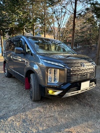 三菱 デリカD:5 ジャスパー_8人乗り_4WD(AT_2.3)