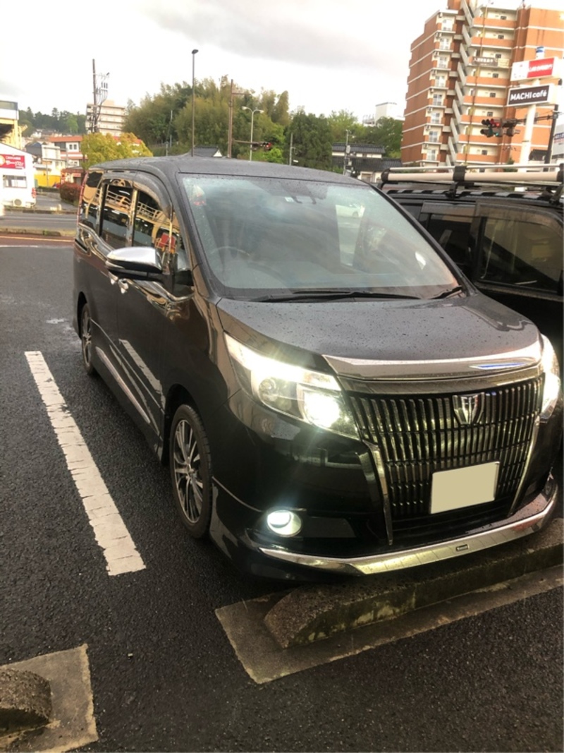 トヨタ エスクァイア Gi_7人乗り_4WD(CVT_2.0)