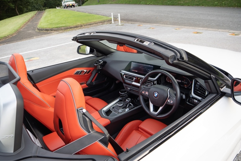 BMW Z4 ロードスター sドライブ 20i スポーツ_RHD(AT_2.0)