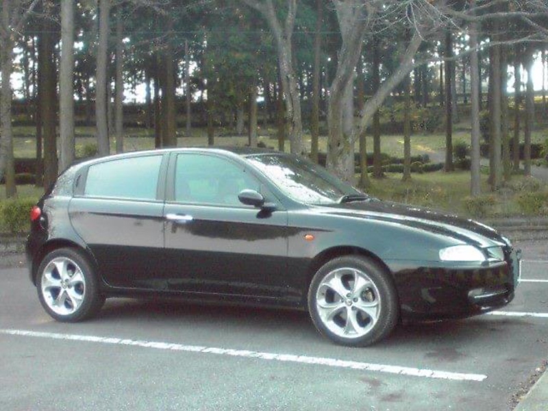 アルファロメオ 147 2.0_TWIN_SPARK_SELESPEED_RHD(5ドア_AT_2.0)