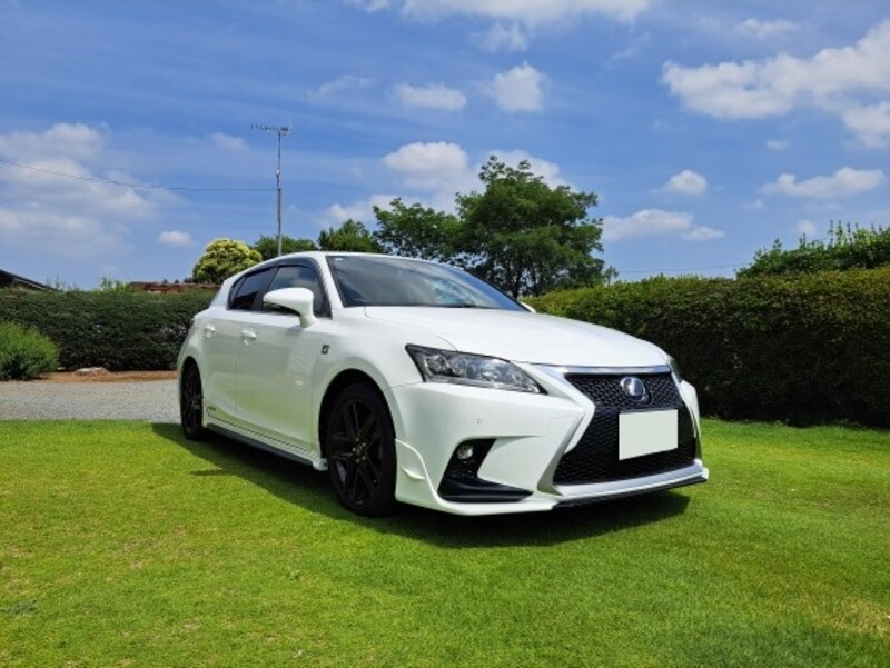 レクサス CT 200h“Fスポーツ Xライン”(CVT_1.8)