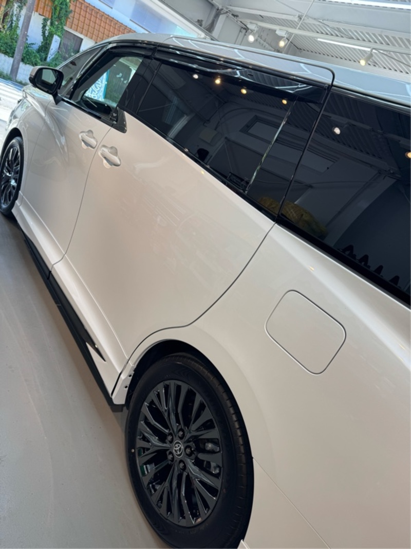 トヨタ ヴェルファイア Z プレミア(CVT_2.5_ハイブリッド)