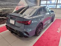 アウディ RS3 （セダン） RS3 セダン_RHD_4WD(AT_2.5)