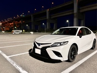 トヨタ カムリ WS“ブラックエディション”(CVT_2.5)