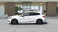 BMW 1シリーズ ハッチバック 118i Mスポーツ_RHD(DCT_1.5)