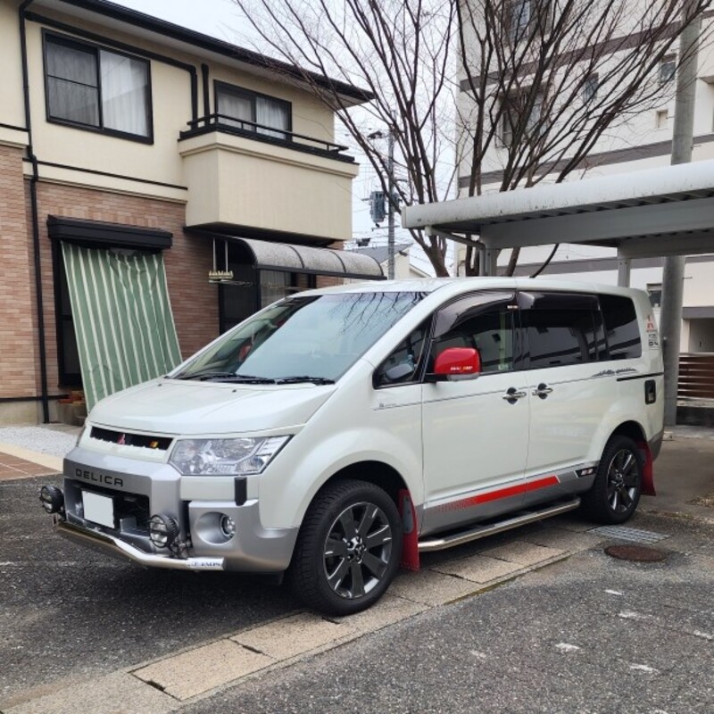 三菱 デリカD:5 ジャスパー(MMCS等装着車)_8人乗り_4WD(AT_2.3)