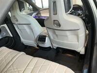 BMW i7 xドライブ60 エクセレンス_RHD_4WD