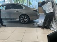 BMW i7 xドライブ60 エクセレンス_RHD_4WD