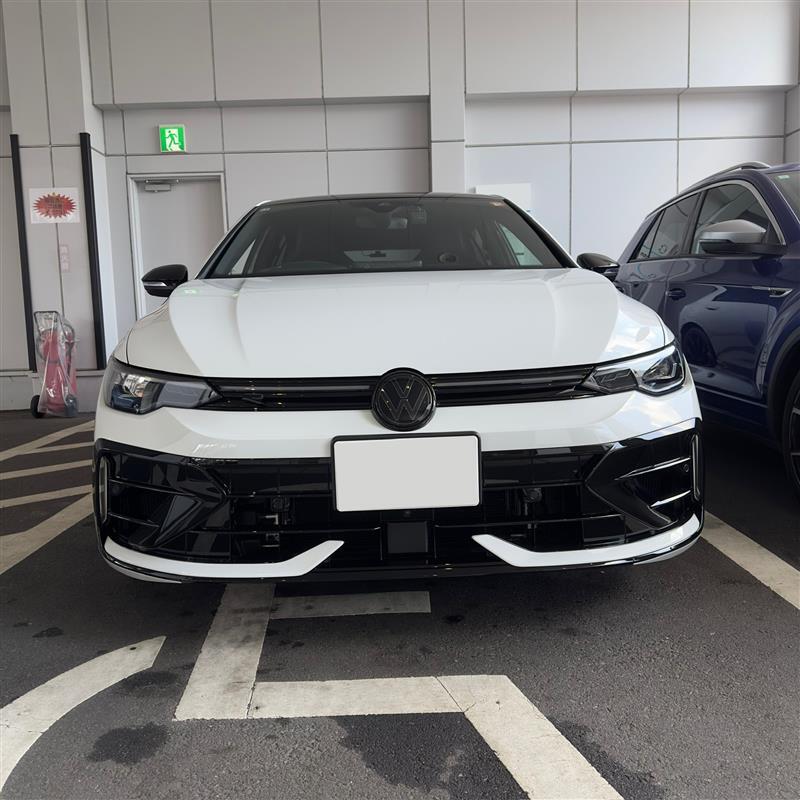フォルクスワーゲン ゴルフ R R ブラックエディション_RHD_4WD(DSG_2.0)