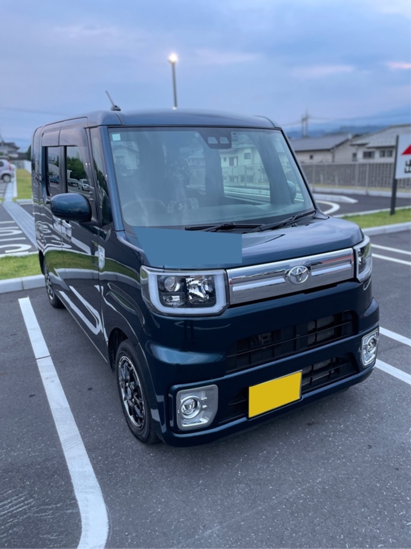 トヨタ ピクシスメガ Gターボ“SA III”_4WD(CVT_0.66)