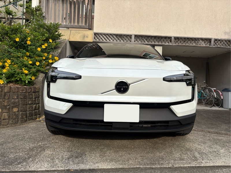 ボルボ EX30 ウルトラ シングルモーター エクステンデッドレンジ_RHD