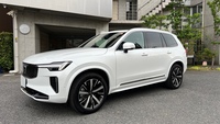ボルボ XC90 ウルトラ B5 AWD_RHD_AWD(DCT_2.0)