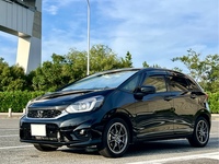 ホンダ フィットハイブリッド e：HEV モデューロX(CVT_1.5)