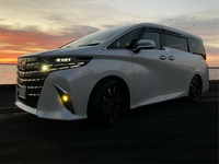トヨタ アルファード Z(CVT_2.5_ガソリン)