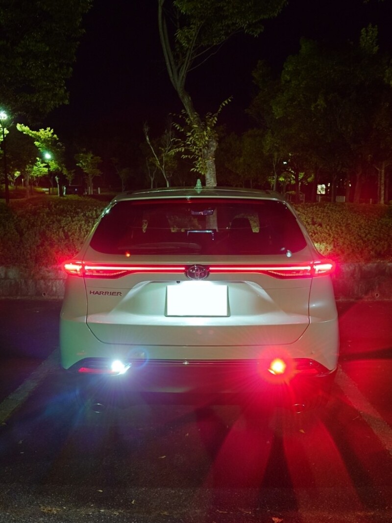 トヨタ ハリアー Z“レザーパッケージ(CVT_2.0)