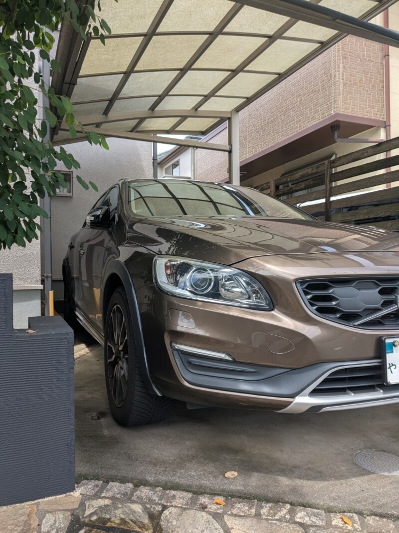 ボルボ V60クロスカントリー クロスカントリー D4 クラシック_RHD(AT_2.0)
