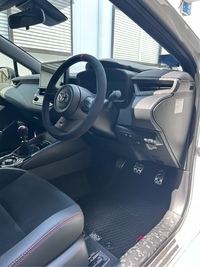 トヨタ GRカローラ RZ_4WD(MT_1.6)